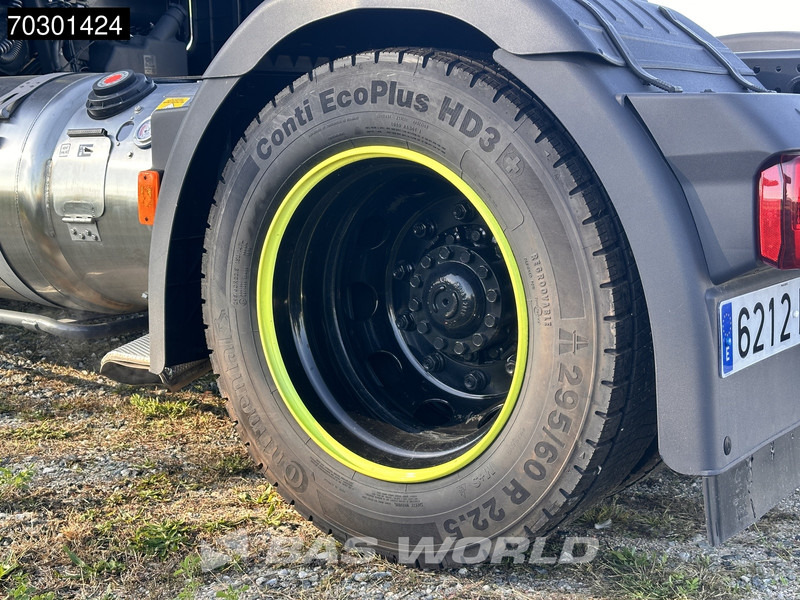 Novi Tegljač Iveco S-Way 460 4X2 Metallica Edition! LNG Full-Air Retarder 2xTanks Standklima Euro 6: slika Novi Tegljač Iveco S-Way 460 4X2 Metallica Edition! LNG Full-Air Retarder 2xTanks Standklima Euro 6