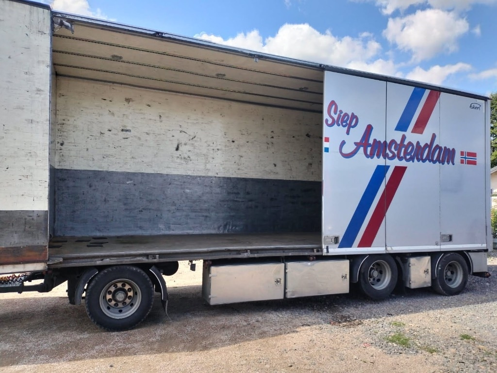 Floor 20 palet - Prikolica sa zatvorenim sandukom: slika Floor 20 palet - Prikolica sa zatvorenim sandukom Floor 20 palet - Prikolica sa zatvorenim sandukom: slika Floor 20 palet - Prikolica sa zatvorenim sandukom