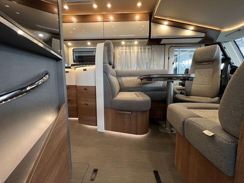 Carthago C2 Tourer I 148 RB-QB "K" - Integrirani kamper: slika Carthago C2 Tourer I 148 RB-QB "K" - Integrirani kamper Carthago C2 Tourer I 148 RB-QB "K" - Integrirani kamper: slika Carthago C2 Tourer I 148 RB-QB "K" - Integrirani kamper