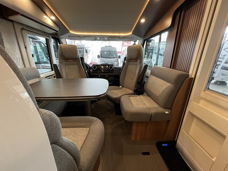 Carthago C2 Tourer I 148 RB-QB "K" - Integrirani kamper: slika Carthago C2 Tourer I 148 RB-QB "K" - Integrirani kamper Carthago C2 Tourer I 148 RB-QB "K" - Integrirani kamper: slika Carthago C2 Tourer I 148 RB-QB "K" - Integrirani kamper