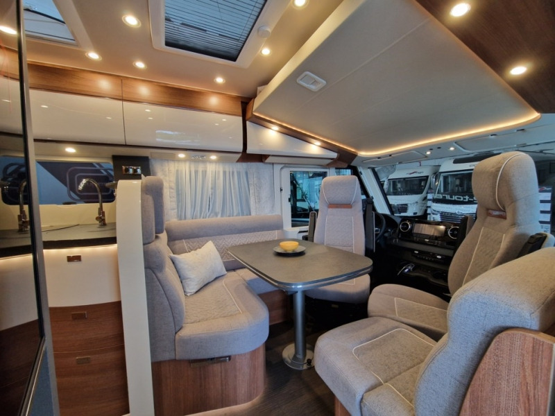 Carthago Carthago C2 Tourer I Mercedes 145 RB-LE - Integrirani kamper: slika Carthago Carthago C2 Tourer I Mercedes 145 RB-LE - Integrirani kamper Carthago Carthago C2 Tourer I Mercedes 145 RB-LE - Integrirani kamper: slika Carthago Carthago C2 Tourer I Mercedes 145 RB-LE - Integrirani kamper