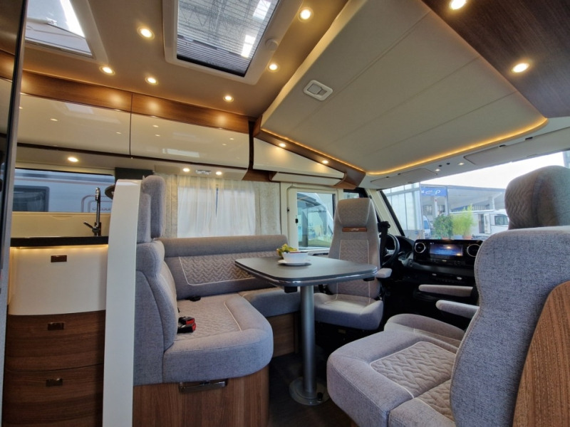 Carthago Carthago C2 Tourer I Mercedes 145 RB-LE - Integrirani kamper: slika Carthago Carthago C2 Tourer I Mercedes 145 RB-LE - Integrirani kamper Carthago Carthago C2 Tourer I Mercedes 145 RB-LE - Integrirani kamper: slika Carthago Carthago C2 Tourer I Mercedes 145 RB-LE - Integrirani kamper