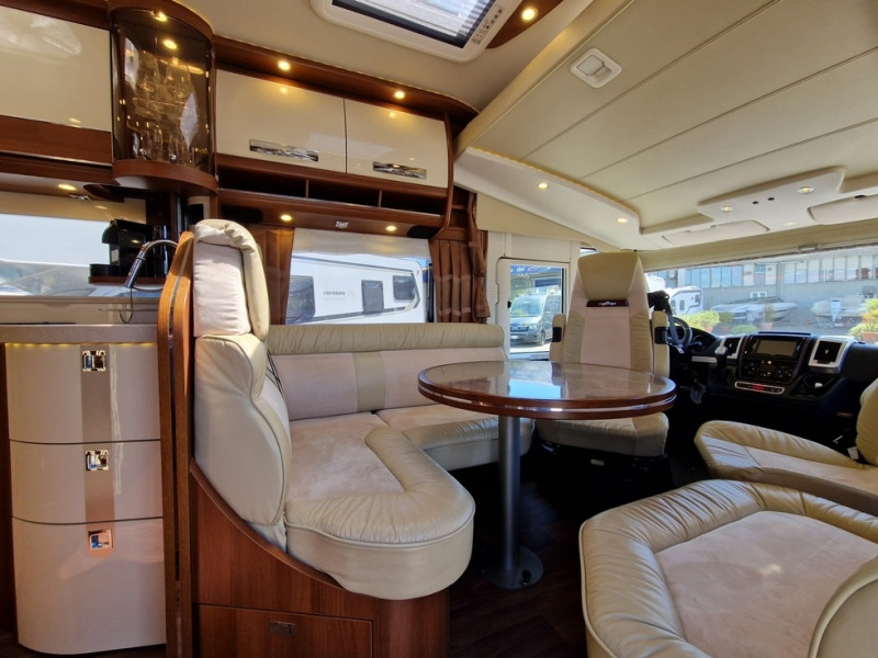 Carthago E-Line 51 QB - Integrirani kamper: slika Carthago E-Line 51 QB - Integrirani kamper Carthago E-Line 51 QB - Integrirani kamper: slika Carthago E-Line 51 QB - Integrirani kamper