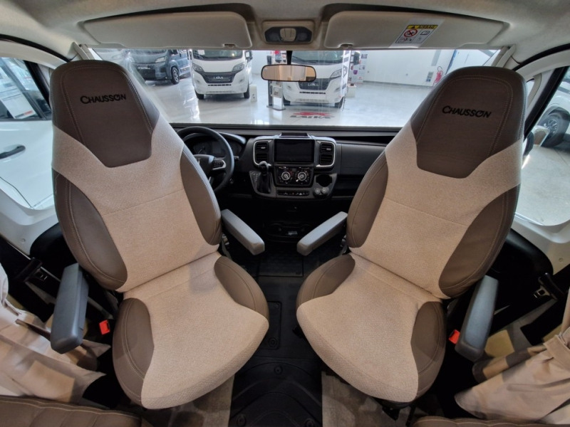 Chausson 640 Ultimate Line - Poluintegrirani kamper: slika Chausson 640 Ultimate Line - Poluintegrirani kamper Chausson 640 Ultimate Line - Poluintegrirani kamper: slika Chausson 640 Ultimate Line - Poluintegrirani kamper