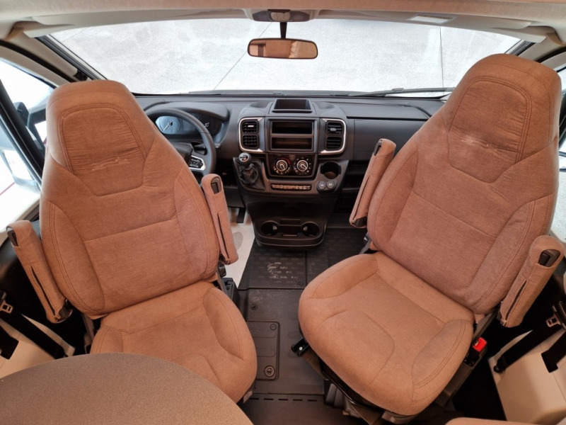 Laika Ecovip L3019 - Poluintegrirani kamper: slika Laika Ecovip L3019 - Poluintegrirani kamper Laika Ecovip L3019 - Poluintegrirani kamper: slika Laika Ecovip L3019 - Poluintegrirani kamper