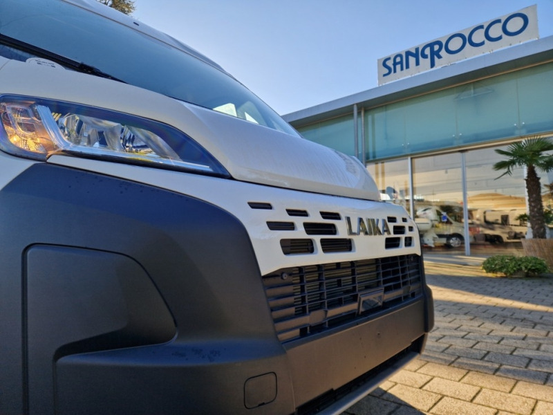 Laika Kosmo 50 Camper Van - Kamp kombi: slika Laika Kosmo 50 Camper Van - Kamp kombi Laika Kosmo 50 Camper Van - Kamp kombi: slika Laika Kosmo 50 Camper Van - Kamp kombi