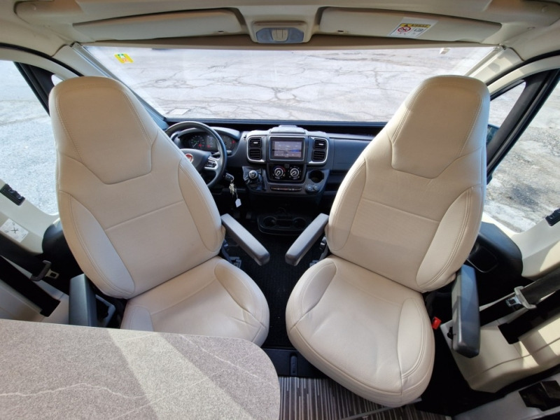 Mc Louis Menfys 540 Prestige - Kamp kombi: slika Mc Louis Menfys 540 Prestige - Kamp kombi Mc Louis Menfys 540 Prestige - Kamp kombi: slika Mc Louis Menfys 540 Prestige - Kamp kombi