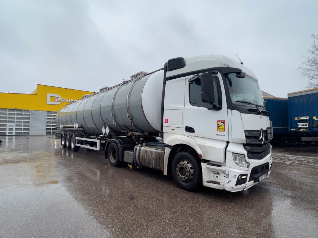 Lag BURG Holvrieka - Poluprikolica cisterna: slika Lag BURG Holvrieka - Poluprikolica cisterna Lag BURG Holvrieka - Poluprikolica cisterna: slika Lag BURG Holvrieka - Poluprikolica cisterna