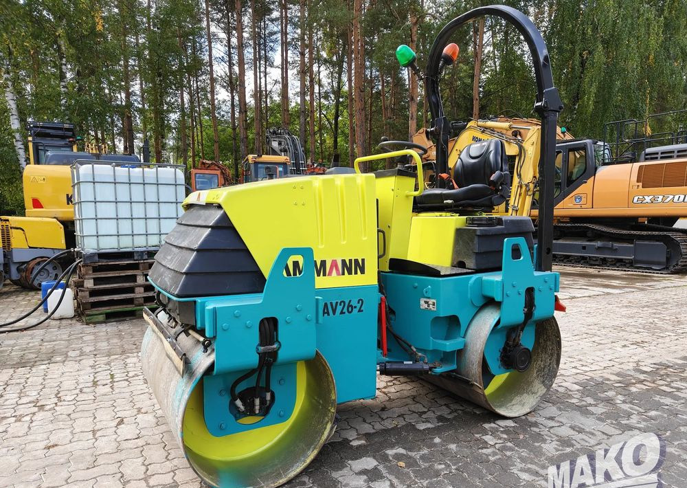 Ammann AV26-2 - Valjak: slika Ammann AV26-2 - Valjak Ammann AV26-2 - Valjak: slika Ammann AV26-2 - Valjak
