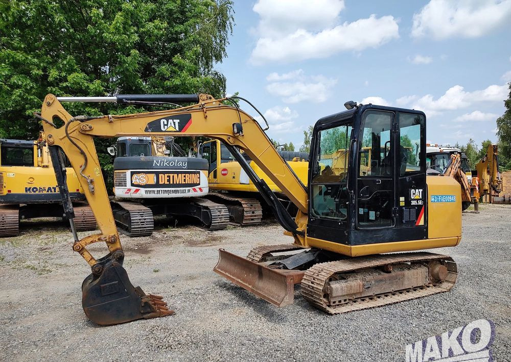 Caterpillar 305.5E2 - Bager gusjeničar: slika Caterpillar 305.5E2 - Bager gusjeničar Caterpillar 305.5E2 - Bager gusjeničar: slika Caterpillar 305.5E2 - Bager gusjeničar