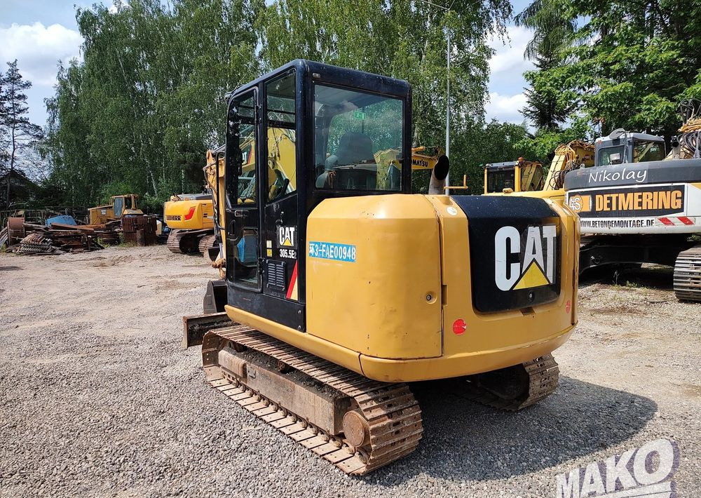 Caterpillar 305.5E2 - Bager gusjeničar: slika Caterpillar 305.5E2 - Bager gusjeničar Caterpillar 305.5E2 - Bager gusjeničar: slika Caterpillar 305.5E2 - Bager gusjeničar
