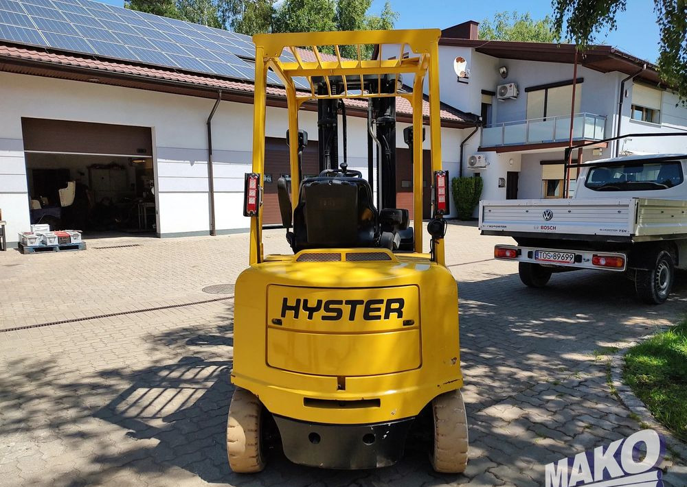Hyster J2.50XM-717 - Električni viličar: slika Hyster J2.50XM-717 - Električni viličar Hyster J2.50XM-717 - Električni viličar: slika Hyster J2.50XM-717 - Električni viličar