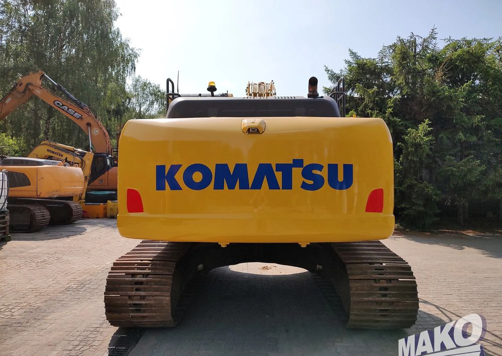 Komatsu PC240LC-10 - Bager gusjeničar: slika Komatsu PC240LC-10 - Bager gusjeničar Komatsu PC240LC-10 - Bager gusjeničar: slika Komatsu PC240LC-10 - Bager gusjeničar