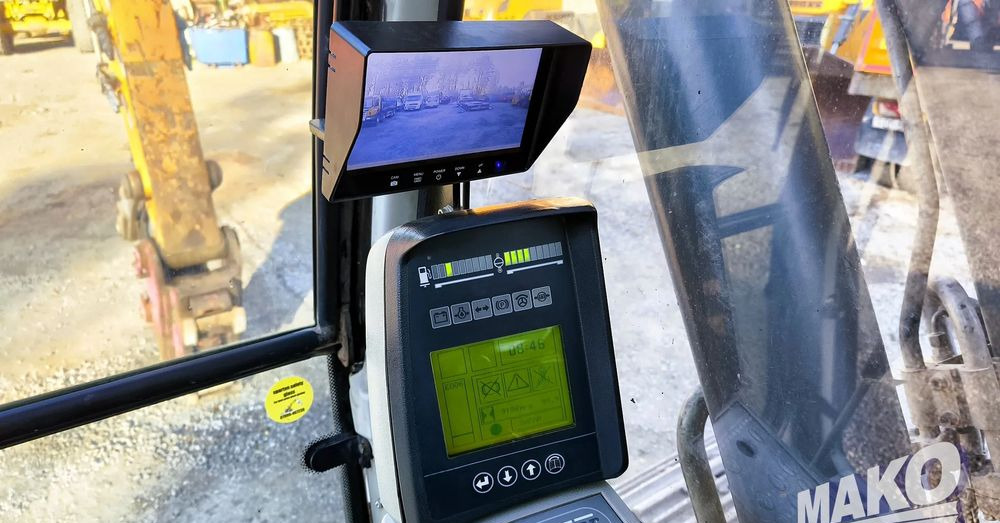 Bager gusjeničar Liebherr R906 LC Litronic: slika Bager gusjeničar Liebherr R906 LC Litronic