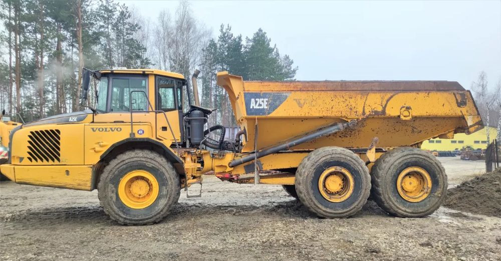 Volvo A25E - Istovarivač: slika Volvo A25E - Istovarivač Volvo A25E - Istovarivač: slika Volvo A25E - Istovarivač