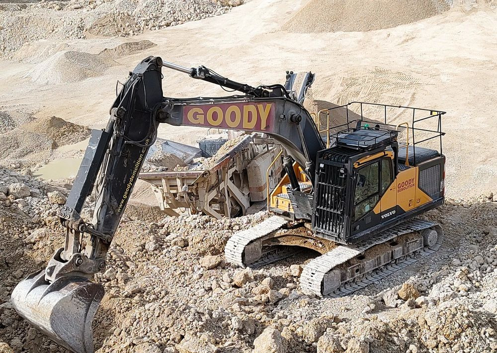 Volvo EC 250 EL - Bager gusjeničar: slika Volvo EC 250 EL - Bager gusjeničar Volvo EC 250 EL - Bager gusjeničar: slika Volvo EC 250 EL - Bager gusjeničar