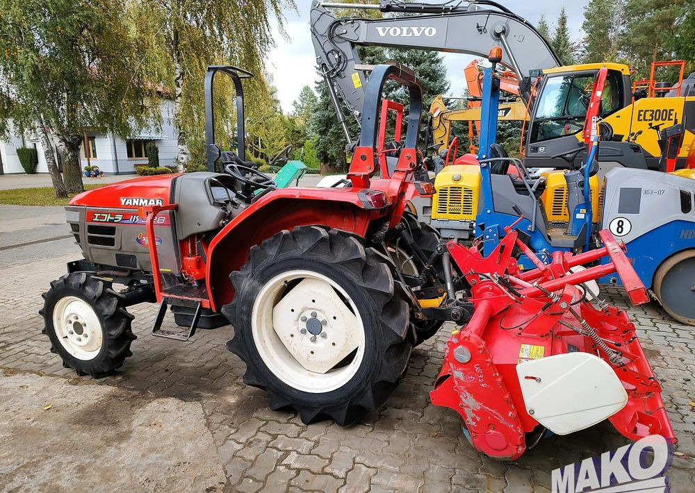 Yanmar US328 - Traktor: slika Yanmar US328 - Traktor Yanmar US328 - Traktor: slika Yanmar US328 - Traktor