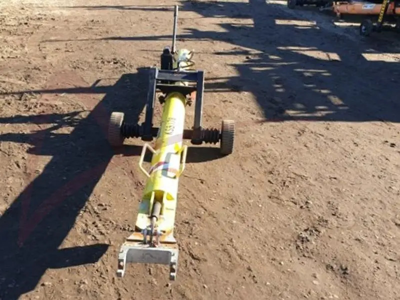 FLADUNG FSST DASH 8 - Aerodromska oprema: slika FLADUNG FSST DASH 8 - Aerodromska oprema FLADUNG FSST DASH 8 - Aerodromska oprema: slika FLADUNG FSST DASH 8 - Aerodromska oprema