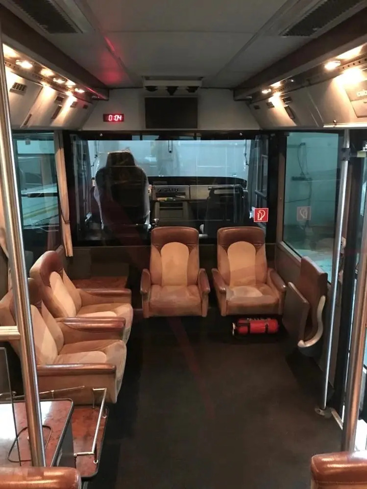 CONTRAC COBUS 2400 - Aerodromski autobus: slika CONTRAC COBUS 2400 - Aerodromski autobus CONTRAC COBUS 2400 - Aerodromski autobus: slika CONTRAC COBUS 2400 - Aerodromski autobus