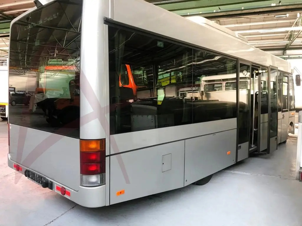 CONTRAC COBUS 2400 - Aerodromski autobus: slika CONTRAC COBUS 2400 - Aerodromski autobus CONTRAC COBUS 2400 - Aerodromski autobus: slika CONTRAC COBUS 2400 - Aerodromski autobus