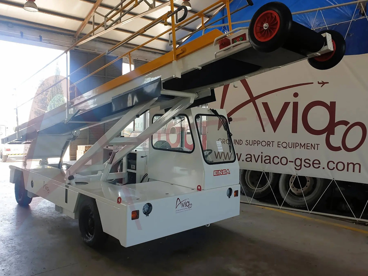 EINSA CDA-14C - Vozilo s transportnom trakom: slika EINSA CDA-14C - Vozilo s transportnom trakom EINSA CDA-14C - Vozilo s transportnom trakom: slika EINSA CDA-14C - Vozilo s transportnom trakom