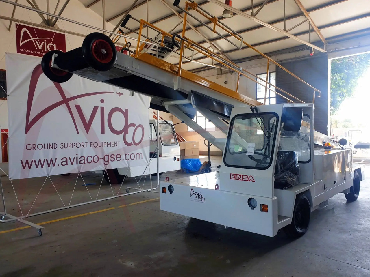 EINSA CDA-14C - Vozilo s transportnom trakom: slika EINSA CDA-14C - Vozilo s transportnom trakom EINSA CDA-14C - Vozilo s transportnom trakom: slika EINSA CDA-14C - Vozilo s transportnom trakom