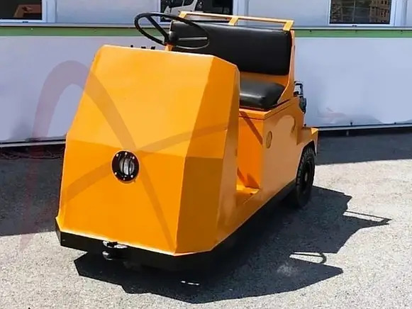 FUMA ES60 - Traktor za prtljagu: slika FUMA ES60 - Traktor za prtljagu FUMA ES60 - Traktor za prtljagu: slika FUMA ES60 - Traktor za prtljagu