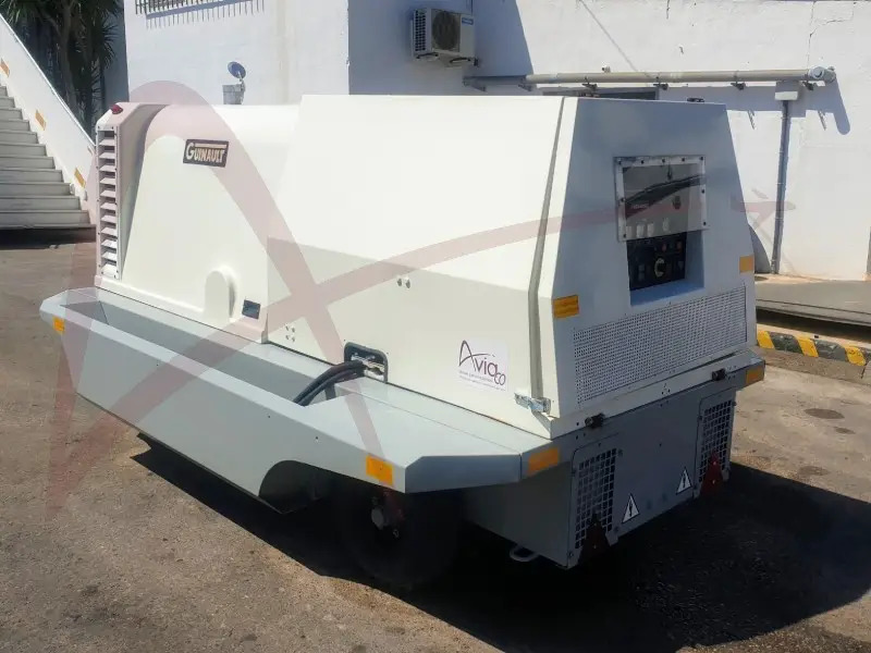 GUINAULT GA100V40D100 28 - Zemaljski agregat GPU: slika GUINAULT GA100V40D100 28 - Zemaljski agregat GPU GUINAULT GA100V40D100 28 - Zemaljski agregat GPU: slika GUINAULT GA100V40D100 28 - Zemaljski agregat GPU