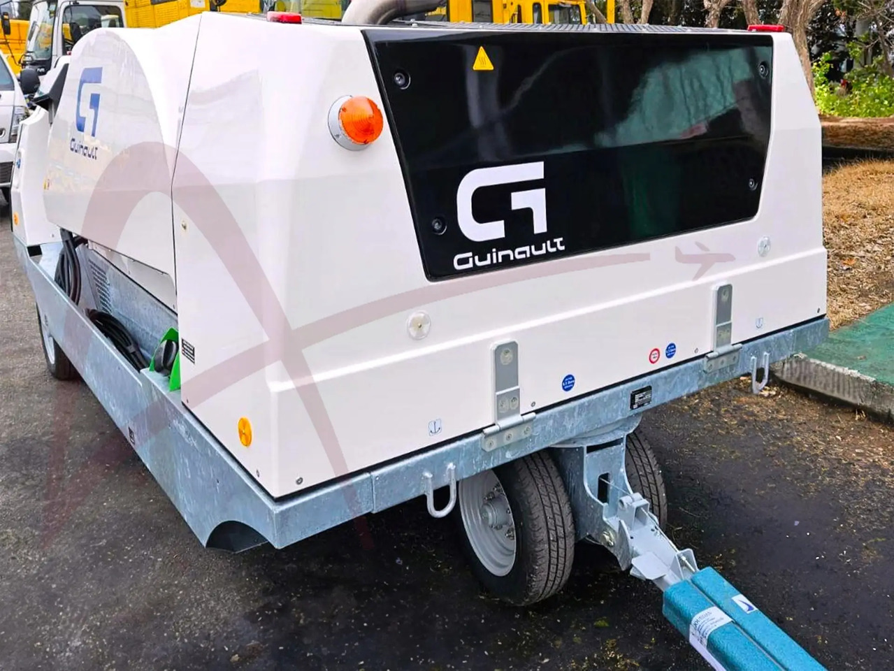 GUINAULT GA180V51D2000 - Zemaljski agregat GPU: slika GUINAULT GA180V51D2000 - Zemaljski agregat GPU GUINAULT GA180V51D2000 - Zemaljski agregat GPU: slika GUINAULT GA180V51D2000 - Zemaljski agregat GPU