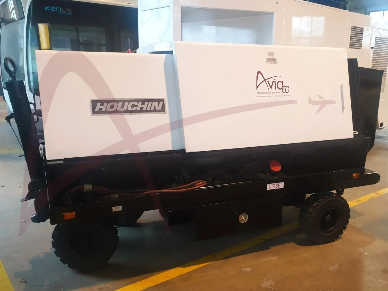 HOUCHIN 490-90 - Zemaljski agregat GPU: slika HOUCHIN 490-90 - Zemaljski agregat GPU HOUCHIN 490-90 - Zemaljski agregat GPU: slika HOUCHIN 490-90 - Zemaljski agregat GPU