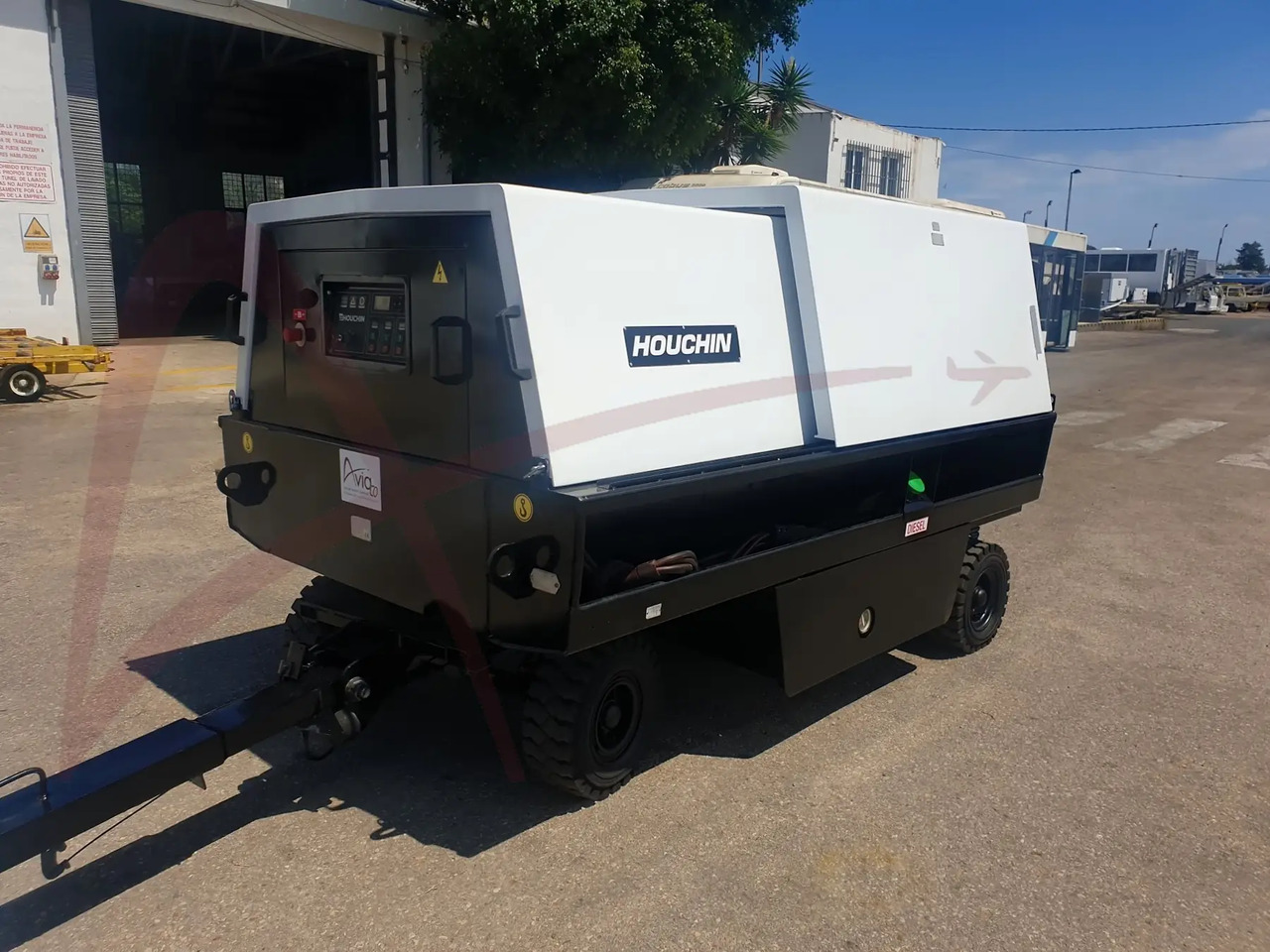 HOUCHIN 690-140 28 - Zemaljski agregat GPU: slika HOUCHIN 690-140 28 - Zemaljski agregat GPU HOUCHIN 690-140 28 - Zemaljski agregat GPU: slika HOUCHIN 690-140 28 - Zemaljski agregat GPU