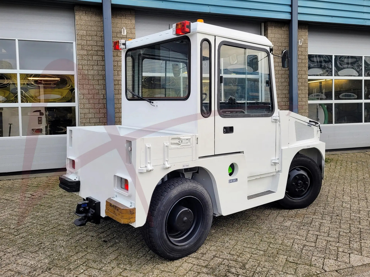 ROFAN ZD6 - Traktor za prtljagu: slika ROFAN ZD6 - Traktor za prtljagu ROFAN ZD6 - Traktor za prtljagu: slika ROFAN ZD6 - Traktor za prtljagu