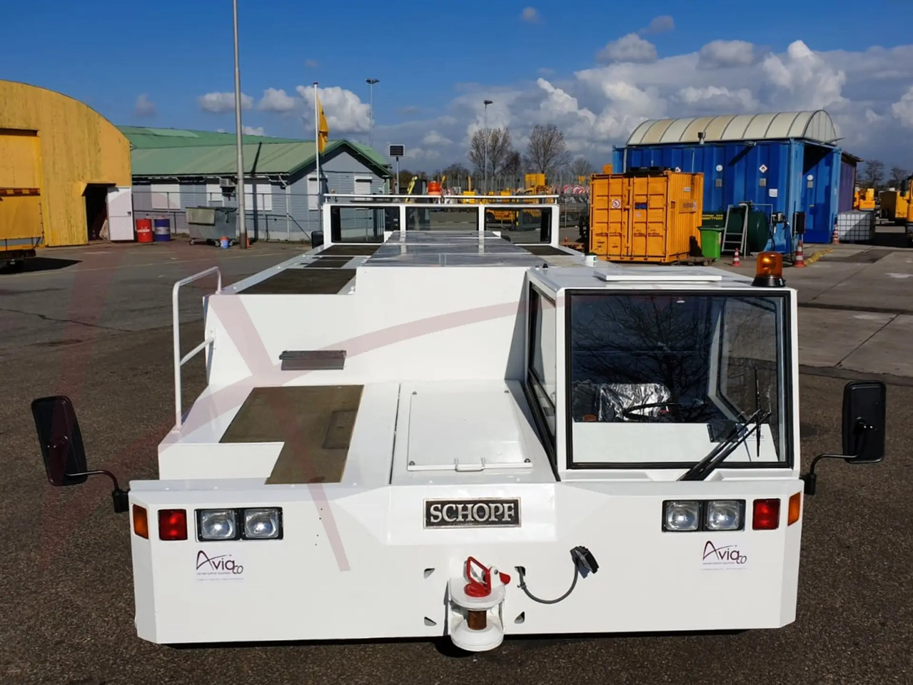 SCHOPF F396 - Traktor za vuču zrakoplova: slika SCHOPF F396 - Traktor za vuču zrakoplova SCHOPF F396 - Traktor za vuču zrakoplova: slika SCHOPF F396 - Traktor za vuču zrakoplova