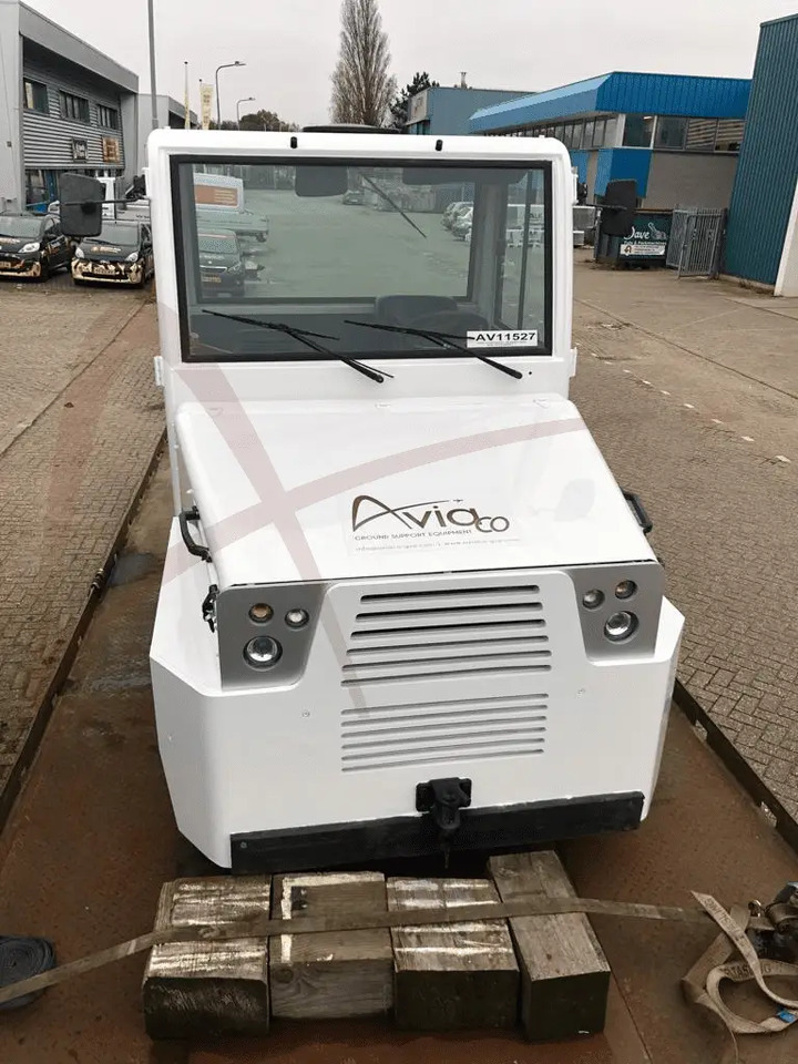 SCHOPF ZD4 - Traktor za prtljagu: slika  SCHOPF ZD4 - Traktor za prtljagu SCHOPF ZD4 - Traktor za prtljagu: slika  SCHOPF ZD4 - Traktor za prtljagu