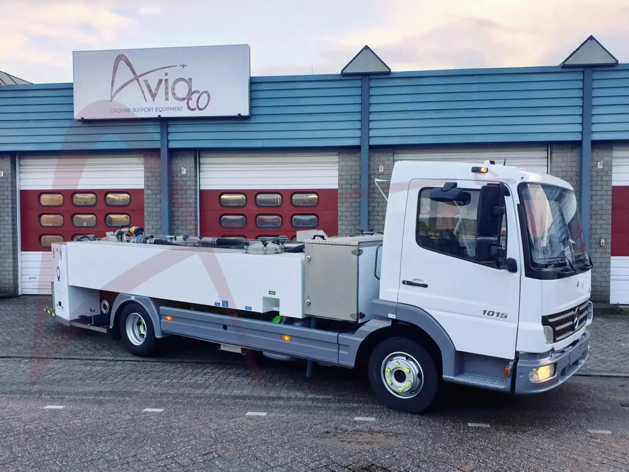 Vozilo za fekalije SCHRADER FAK/3.0/1.0/0.1: slika Vozilo za fekalije SCHRADER FAK/3.0/1.0/0.1