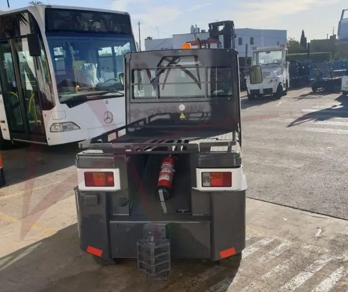 STILL R07-25 - Traktor za prtljagu: slika  STILL R07-25 - Traktor za prtljagu STILL R07-25 - Traktor za prtljagu: slika  STILL R07-25 - Traktor za prtljagu