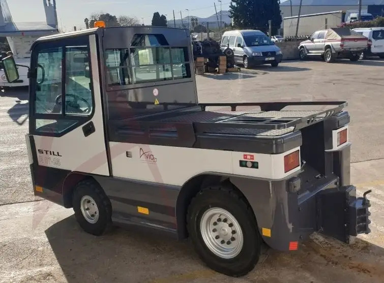 STILL R07-25 - Traktor za prtljagu: slika  STILL R07-25 - Traktor za prtljagu STILL R07-25 - Traktor za prtljagu: slika  STILL R07-25 - Traktor za prtljagu