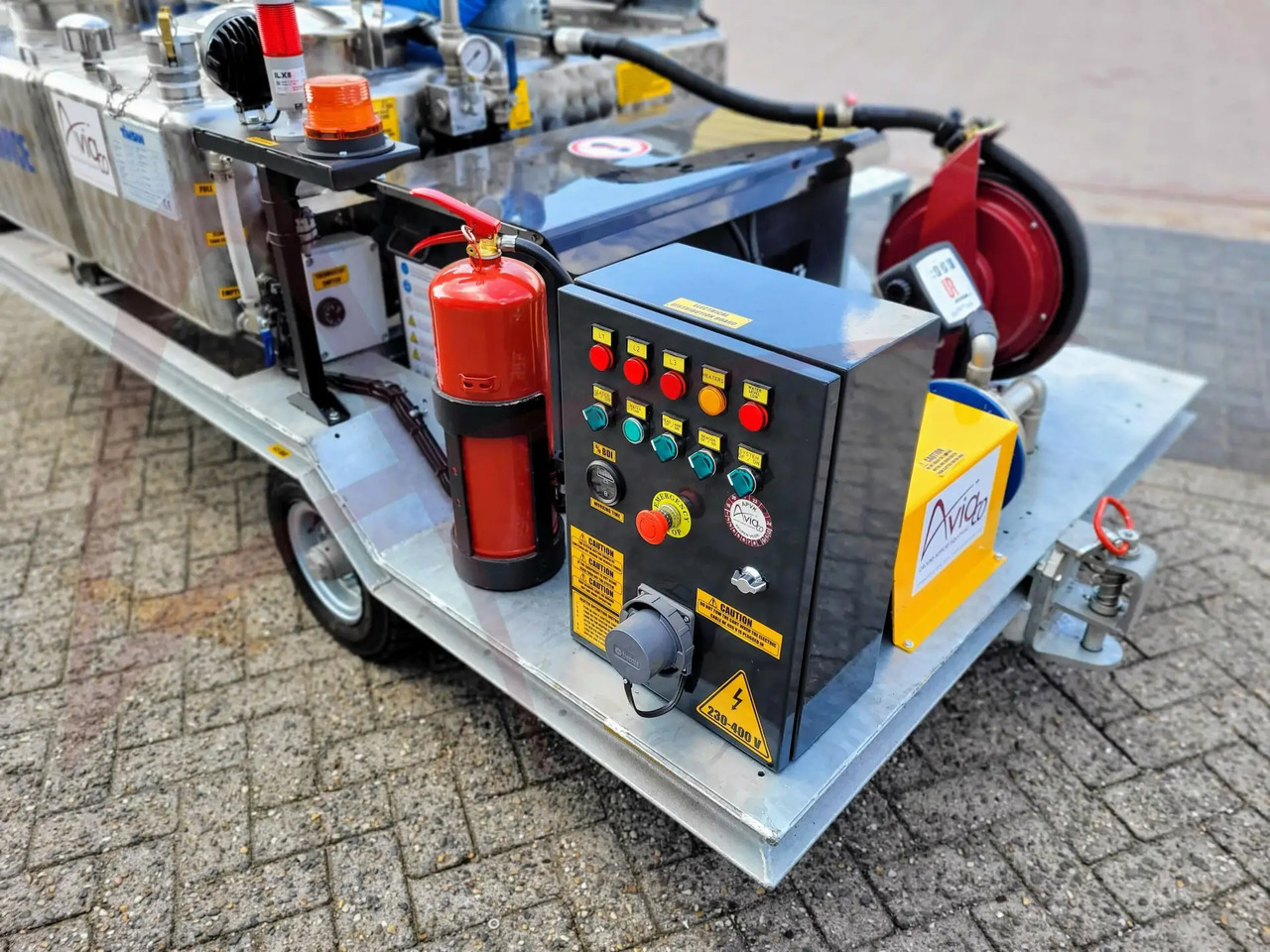 TIMSAN LSC300/700E - Vozilo za fekalije: slika TIMSAN LSC300/700E - Vozilo za fekalije TIMSAN LSC300/700E - Vozilo za fekalije: slika TIMSAN LSC300/700E - Vozilo za fekalije
