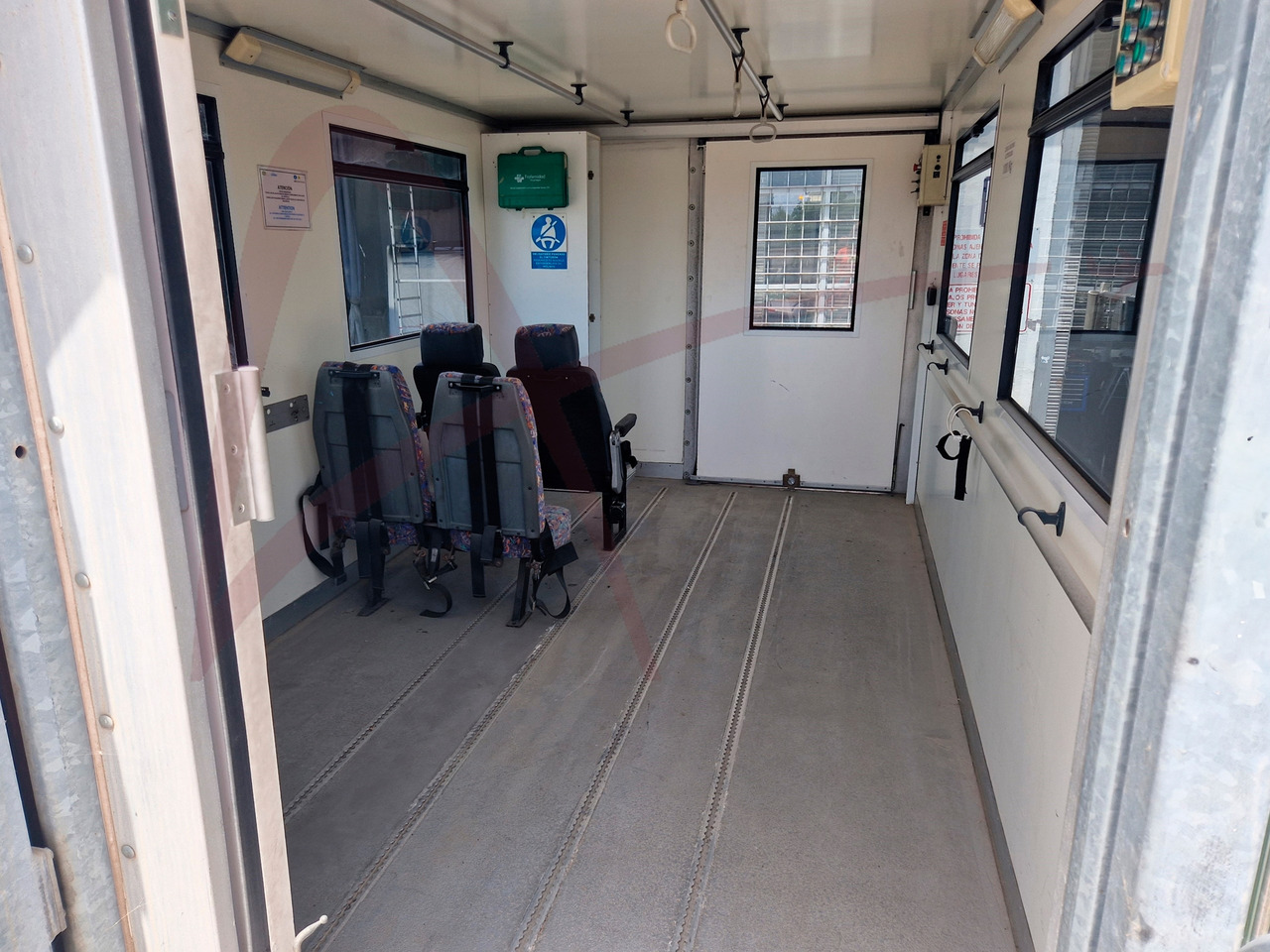 Ambulift TLD CHTP PM-5.9: slika Ambulift TLD CHTP PM-5.9 Ambulift TLD CHTP PM-5.9: slika Ambulift TLD CHTP PM-5.9