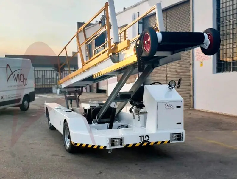 TLD NBL-D - Vozilo s transportnom trakom: slika TLD NBL-D - Vozilo s transportnom trakom TLD NBL-D - Vozilo s transportnom trakom: slika TLD NBL-D - Vozilo s transportnom trakom