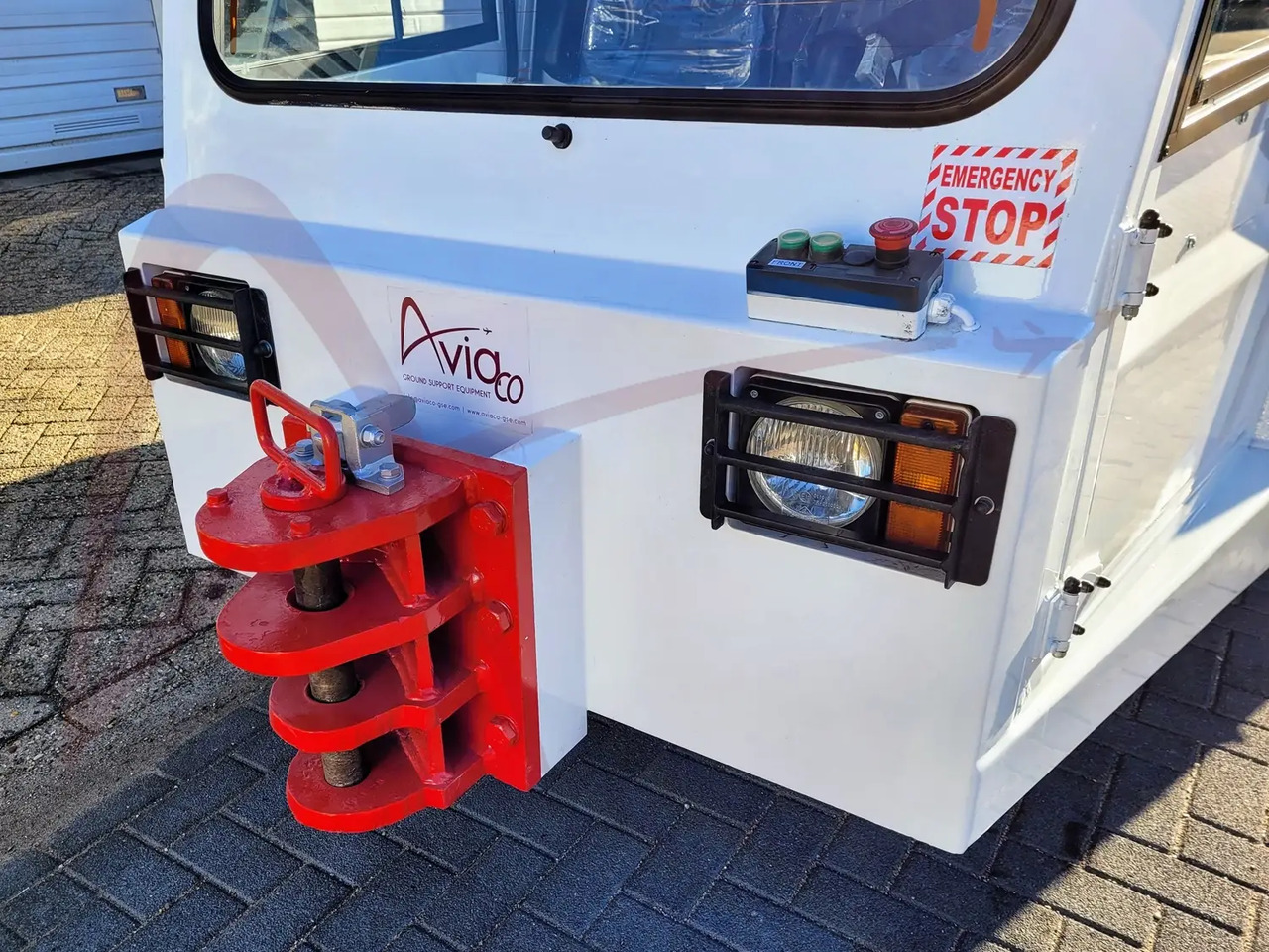 TLD TMX-100 - Traktor za vuču zrakoplova: slika TLD TMX-100 - Traktor za vuču zrakoplova TLD TMX-100 - Traktor za vuču zrakoplova: slika TLD TMX-100 - Traktor za vuču zrakoplova