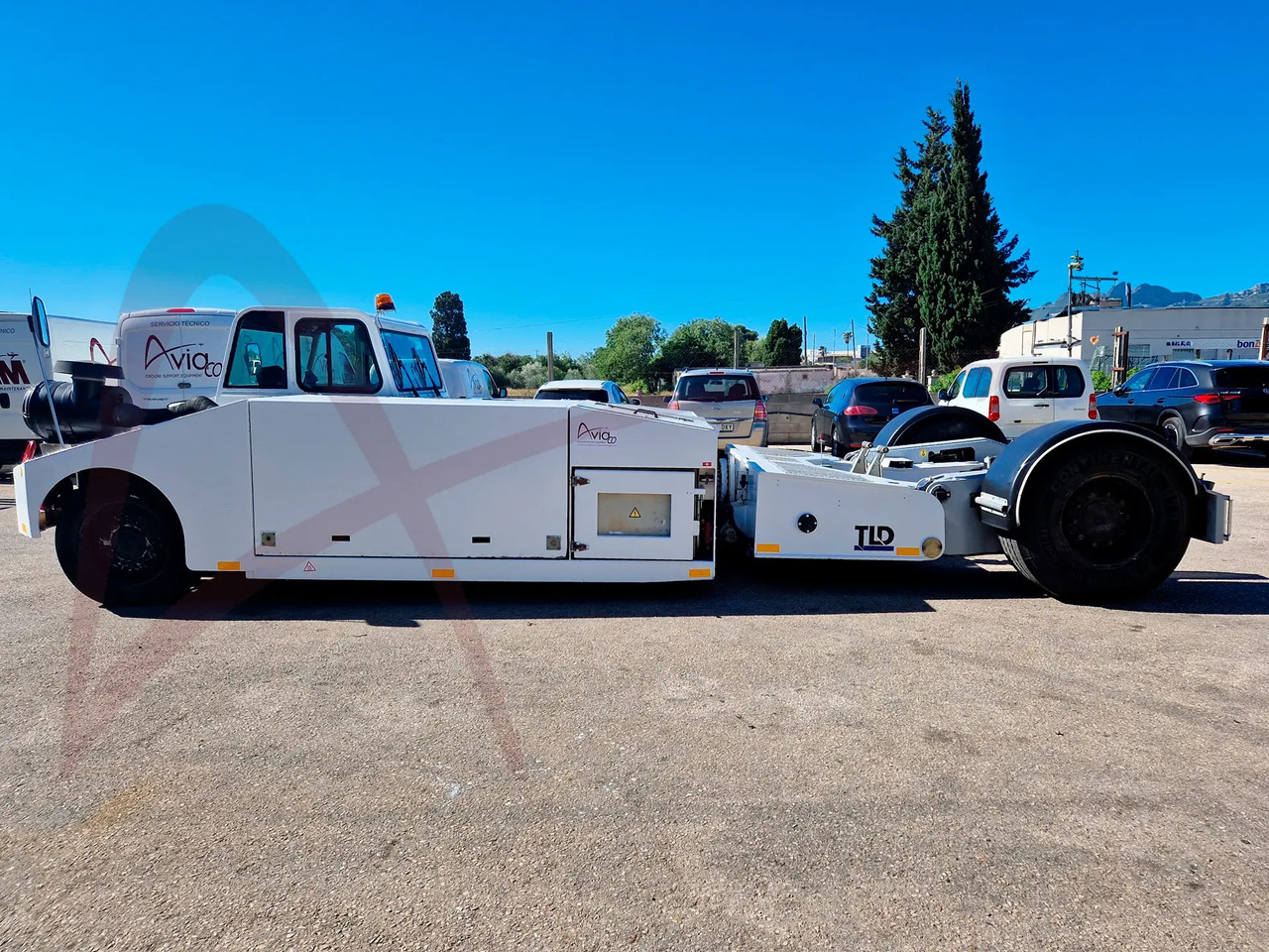 TLD TPX-200-MT - Traktor za vuču zrakoplova: slika TLD TPX-200-MT - Traktor za vuču zrakoplova TLD TPX-200-MT - Traktor za vuču zrakoplova: slika TLD TPX-200-MT - Traktor za vuču zrakoplova