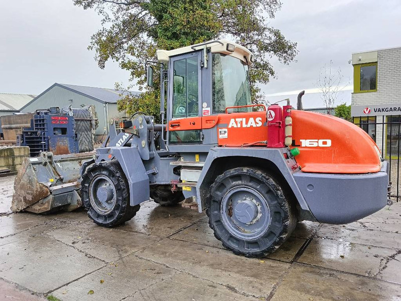 Atlas L160 terex tl160 shovel lwiellader loader ce 4x4 - Utovarivač na kotačima: slika Atlas L160 terex tl160 shovel lwiellader loader ce 4x4 - Utovarivač na kotačima Atlas L160 terex tl160 shovel lwiellader loader ce 4x4 - Utovarivač na kotačima: slika Atlas L160 terex tl160 shovel lwiellader loader ce 4x4 - Utovarivač na kotačima