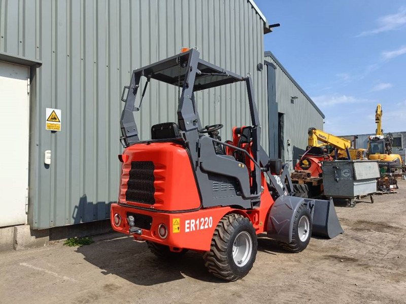 Everun ER1220 nieuwe loader wiellader mini shovel kubota - Kompaktni utovarivač gusjeničar: slika Everun ER1220 nieuwe loader wiellader mini shovel kubota - Kompaktni utovarivač gusjeničar Everun ER1220 nieuwe loader wiellader mini shovel kubota - Kompaktni utovarivač gusjeničar: slika Everun ER1220 nieuwe loader wiellader mini shovel kubota - Kompaktni utovarivač gusjeničar