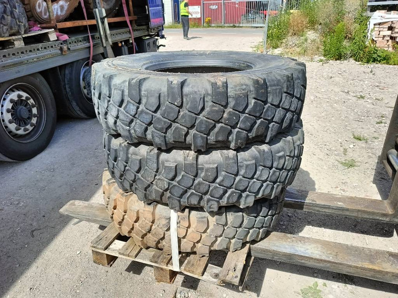 Michelin continental band 13R22.5 , 315/80R22.5 , 13R22,5 l - Gume i felge za Građevinski strojevi: slika Michelin continental band 13R22.5 , 315/80R22.5 , 13R22,5 l - Gume i felge za Građevinski strojevi Michelin continental band 13R22.5 , 315/80R22.5 , 13R22,5 l - Gume i felge za Građevinski strojevi: slika Michelin continental band 13R22.5 , 315/80R22.5 , 13R22,5 l - Gume i felge za Građevinski strojevi