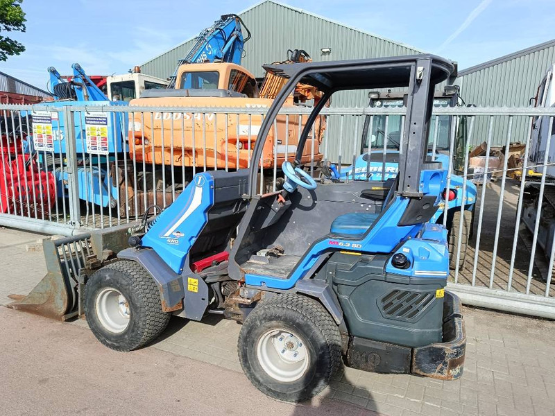 MultiOne 6.3 SD minishovel loader lader 4x4 uitschuifmast - Utovarivač na kotačima: slika MultiOne 6.3 SD minishovel loader lader 4x4 uitschuifmast - Utovarivač na kotačima MultiOne 6.3 SD minishovel loader lader 4x4 uitschuifmast - Utovarivač na kotačima: slika MultiOne 6.3 SD minishovel loader lader 4x4 uitschuifmast - Utovarivač na kotačima