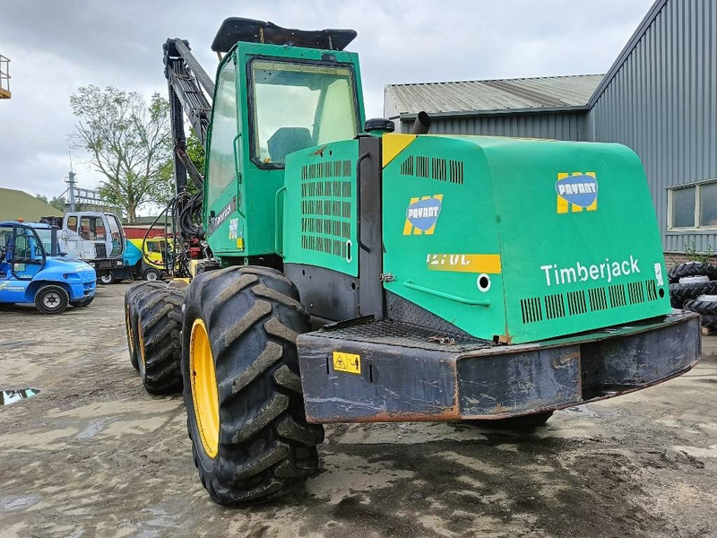 Timberjack 1270D harvester delimber bomenrooier 2004 CE airco - Kombajn: slika Timberjack 1270D harvester delimber bomenrooier 2004 CE airco - Kombajn Timberjack 1270D harvester delimber bomenrooier 2004 CE airco - Kombajn: slika Timberjack 1270D harvester delimber bomenrooier 2004 CE airco - Kombajn