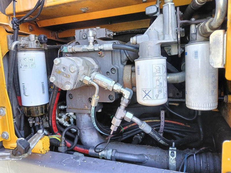 Stroj za rukovanje otpadom za prijevoz smeća Volvo EW 210 D waste industry handler 25ton umslagbagger: slika Stroj za rukovanje otpadom za prijevoz smeća Volvo EW 210 D waste industry handler 25ton umslagbagger