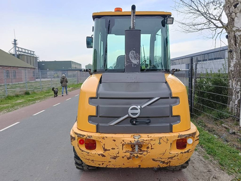 Volvo L 20 F-P shovel wiellader loader lader 2012 bak - Utovarivač na kotačima: slika Volvo L 20 F-P shovel wiellader loader lader 2012 bak - Utovarivač na kotačima Volvo L 20 F-P shovel wiellader loader lader 2012 bak - Utovarivač na kotačima: slika Volvo L 20 F-P shovel wiellader loader lader 2012 bak - Utovarivač na kotačima