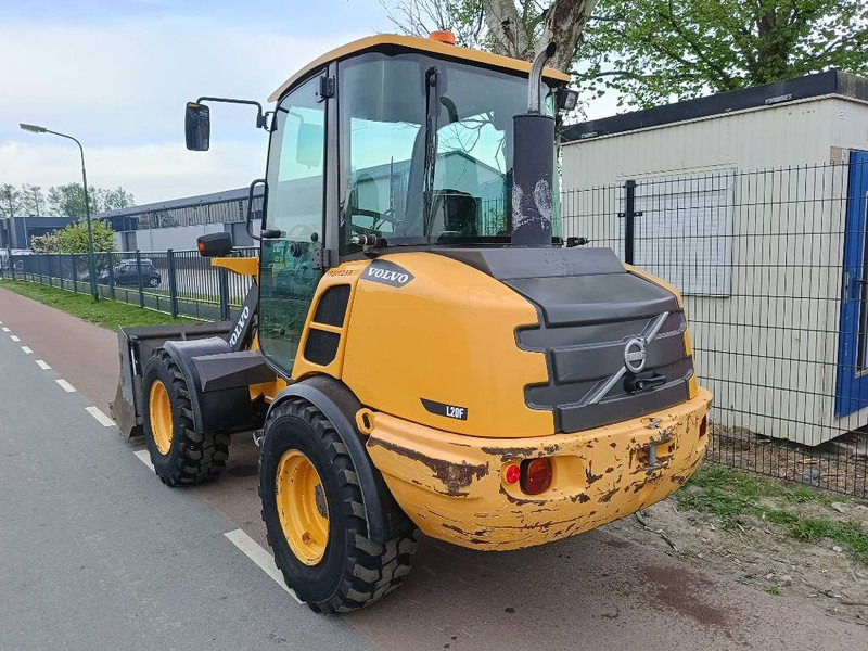 Volvo L 20 F-P shovel wiellader loader lader 2012 bak - Utovarivač na kotačima: slika Volvo L 20 F-P shovel wiellader loader lader 2012 bak - Utovarivač na kotačima Volvo L 20 F-P shovel wiellader loader lader 2012 bak - Utovarivač na kotačima: slika Volvo L 20 F-P shovel wiellader loader lader 2012 bak - Utovarivač na kotačima
